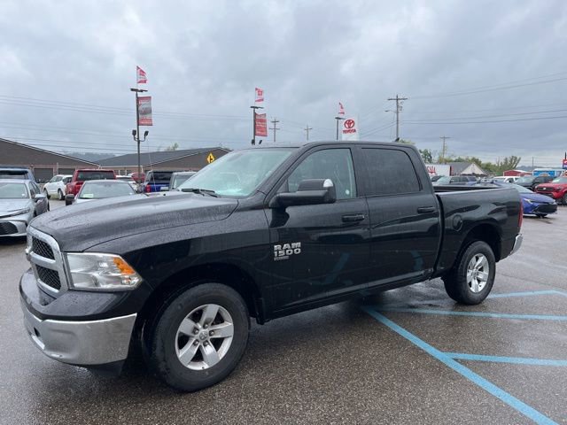 Used 2023 RAM 1500 Classic SLT w/ Trailer & Traction Group image 8