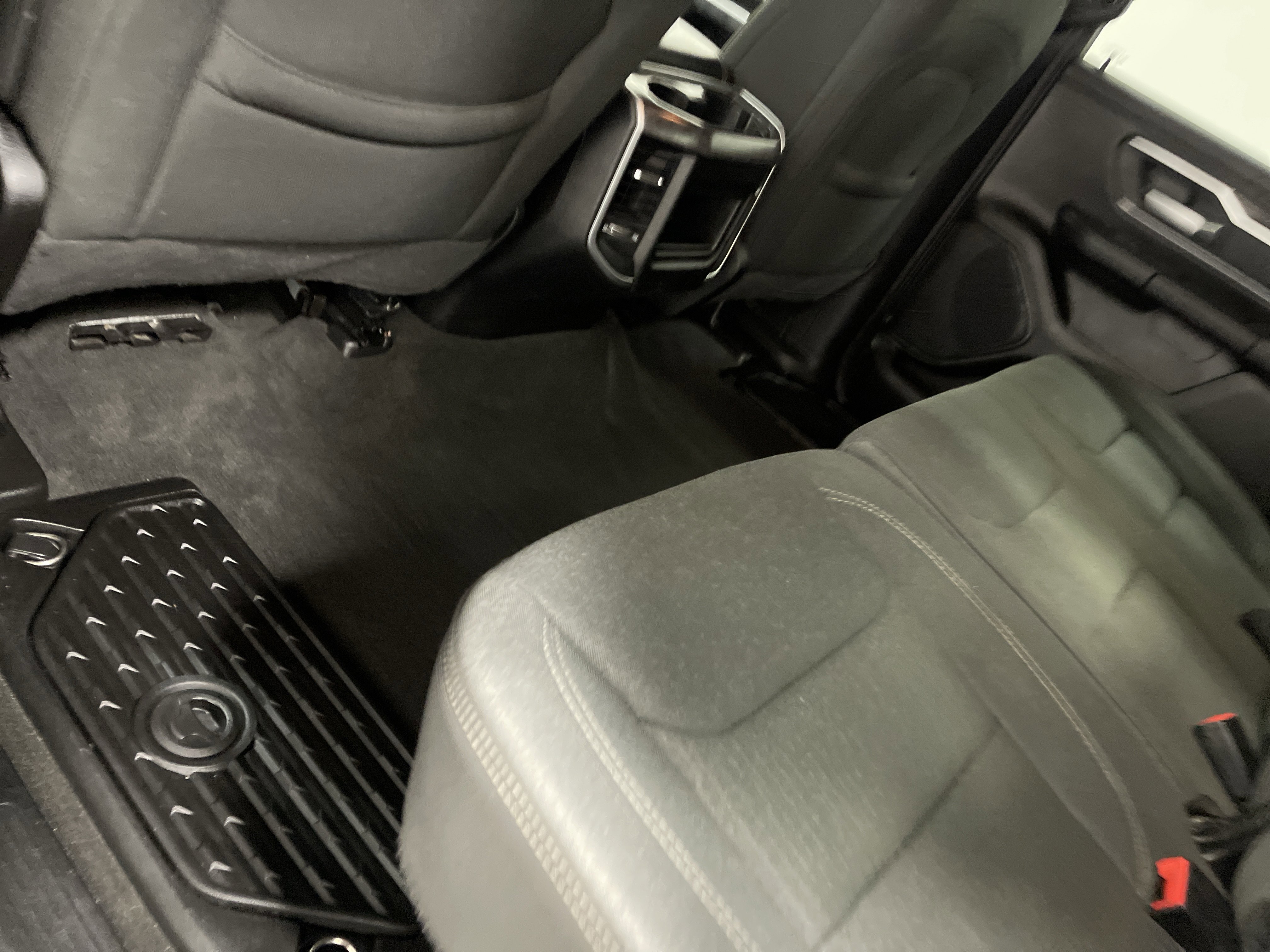 Used 2022 RAM 1500 Big Horn AWD/4WD image 17