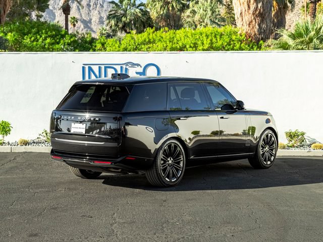 Used 2024 Land Rover Range Rover Long Wheelbase SE AWD/4WD image 6