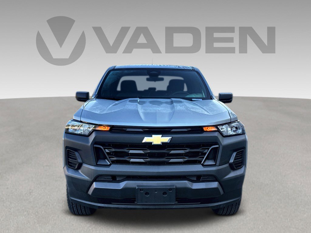 Certified 2024 Chevrolet Colorado W/T RWD image 2