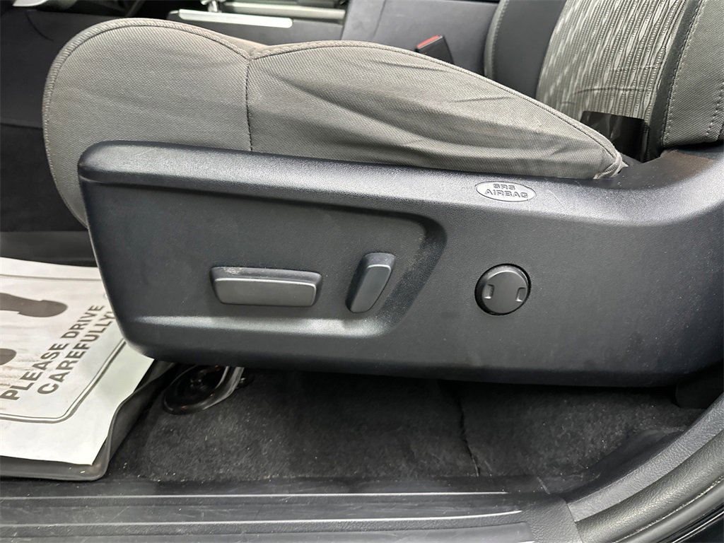 Used 2019 Toyota Tundra SR5 image 10