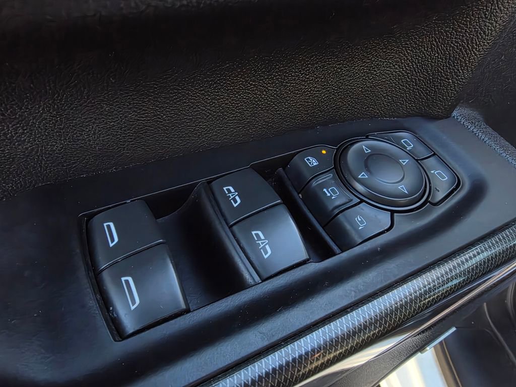 Used 2022 GMC Sierra 2500 AT4 w/ AT4 Preferred Package image 11