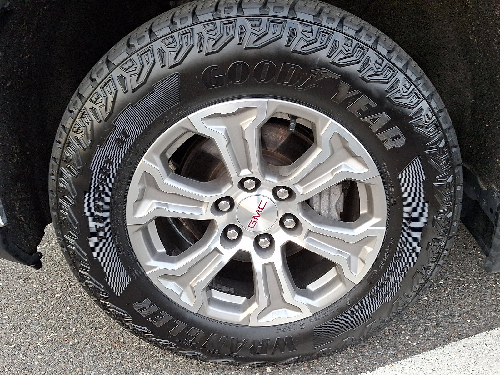 Certified 2022 GMC Sierra 1500 SLE image 8