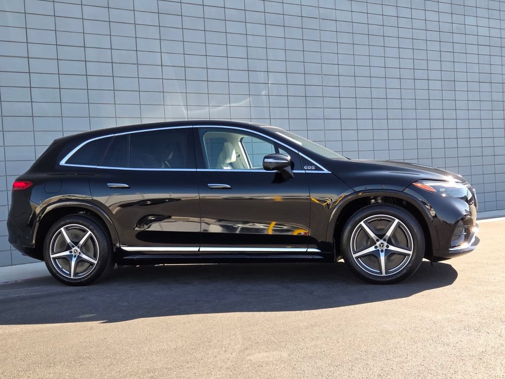 Used 2023 Mercedes-Benz EQS 580 4MATIC SUV image 7