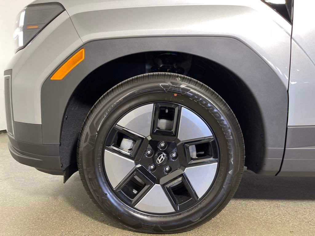 New 2026 Hyundai Santa Fe SE image 11