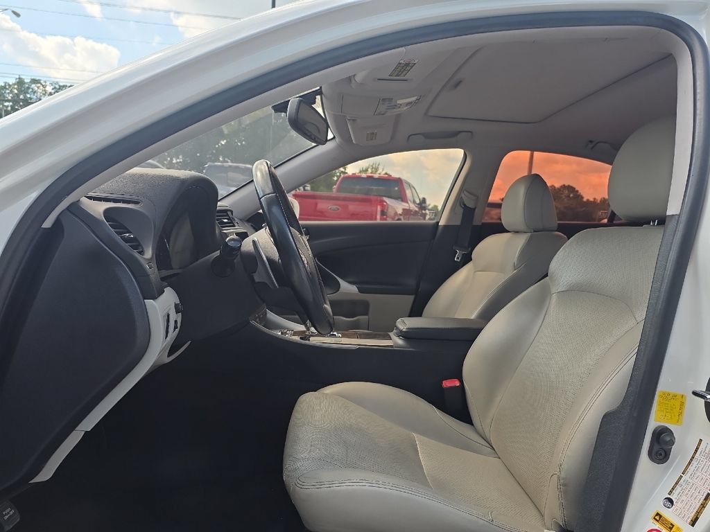 Used 2012 Lexus IS 250 w/ Premium Pkg Value Edition RWD image 11