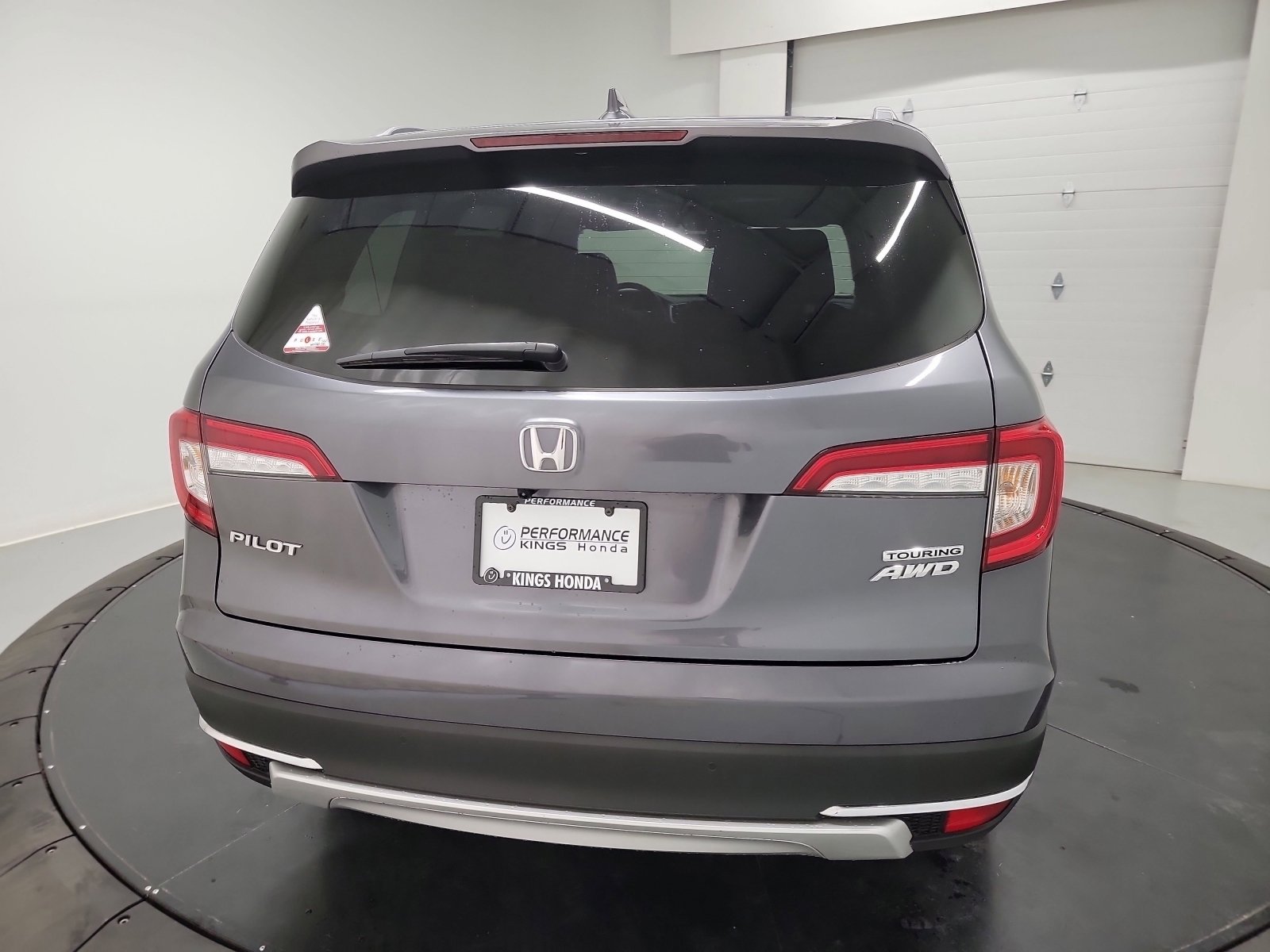 Certified 2022 Honda Pilot Touring image 8