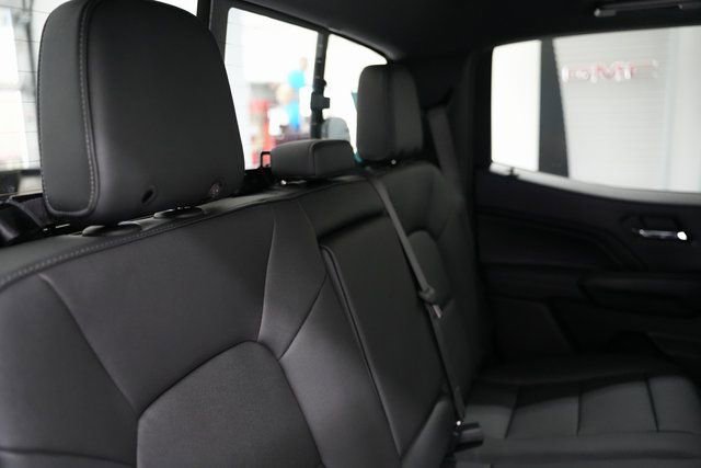 New 2026 GMC Canyon Elevation w/ Convenience Package image 15