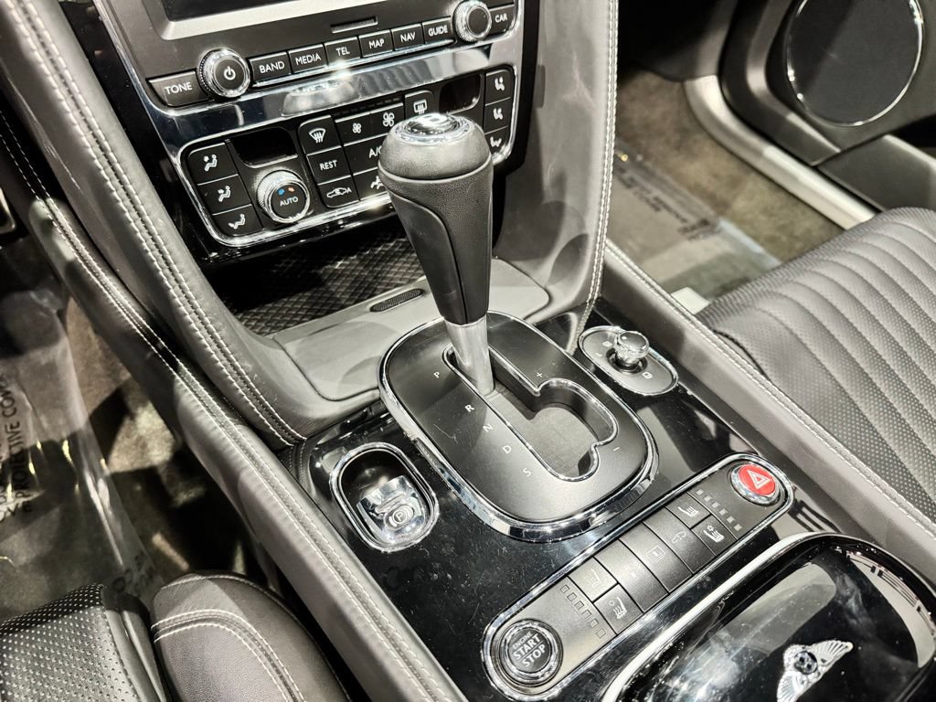 Used 2018 Bentley Flying Spur V8 AWD/4WD image 19