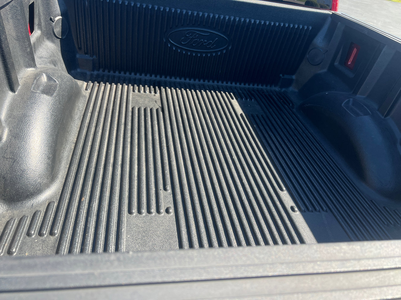 Used 2018 Ford F150 XLT w/ Equipment Group 302A Luxury image 7