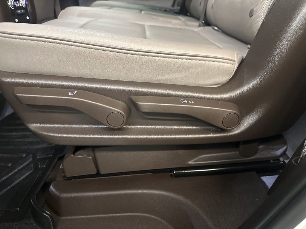 Used 2021 GMC Yukon SLT image 34