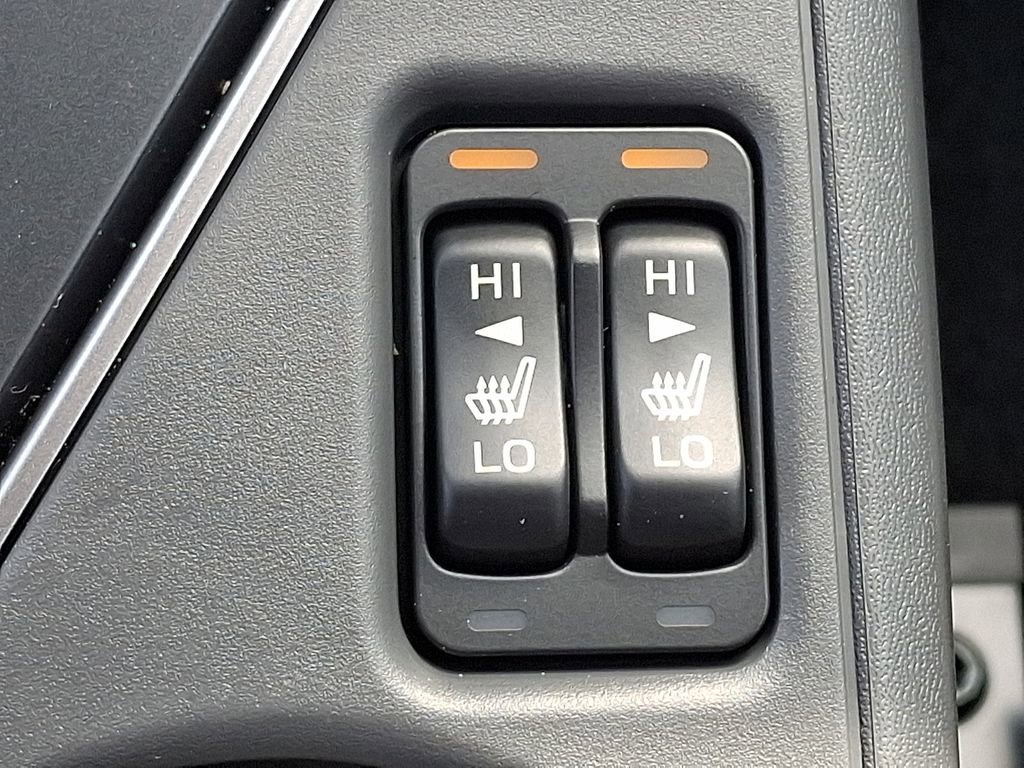 Used 2025 Subaru Crosstrek 2.0i Premium image 24