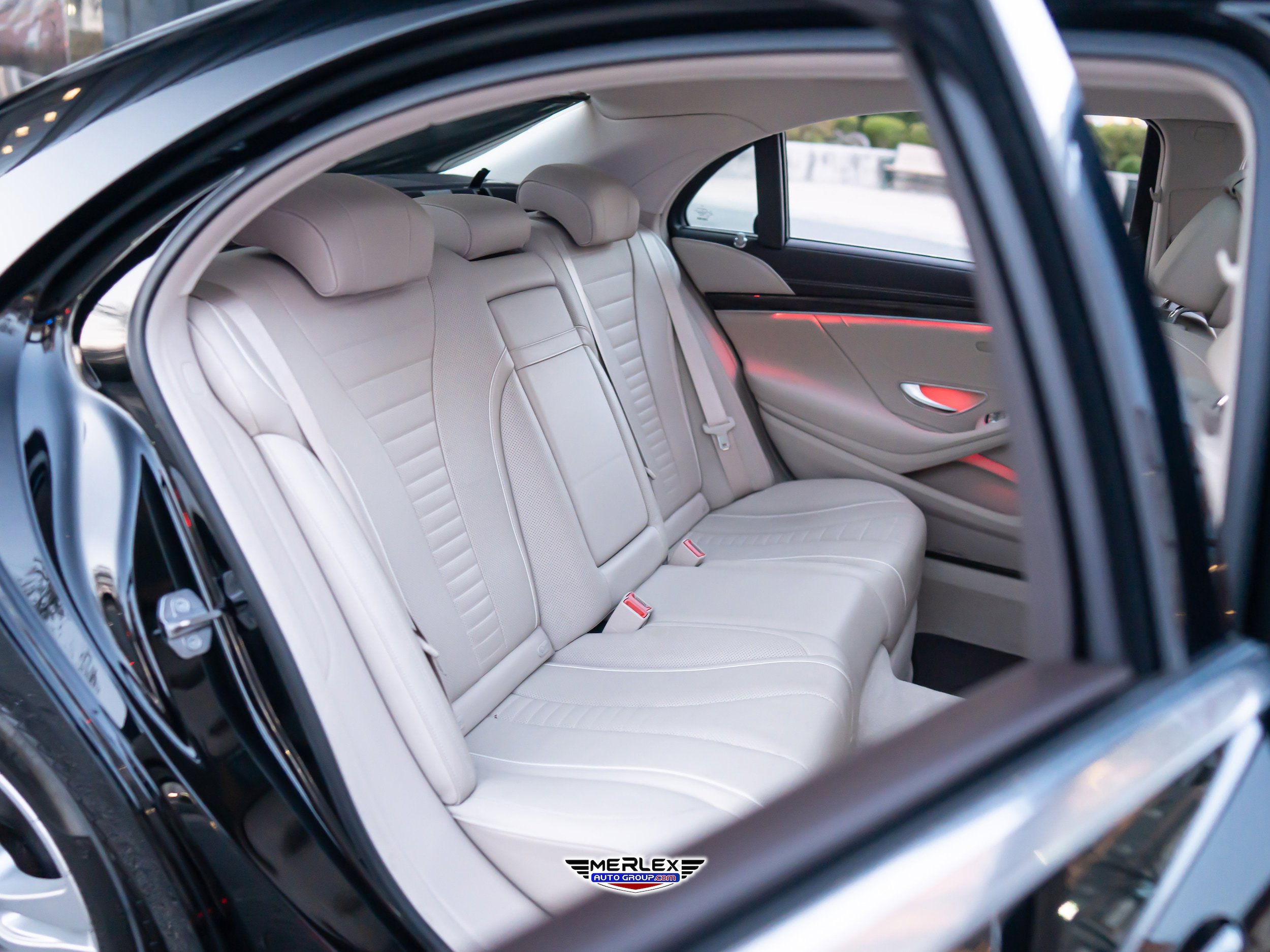 Used 2019 Mercedes-Benz S 560 4MATIC Sedan image 18