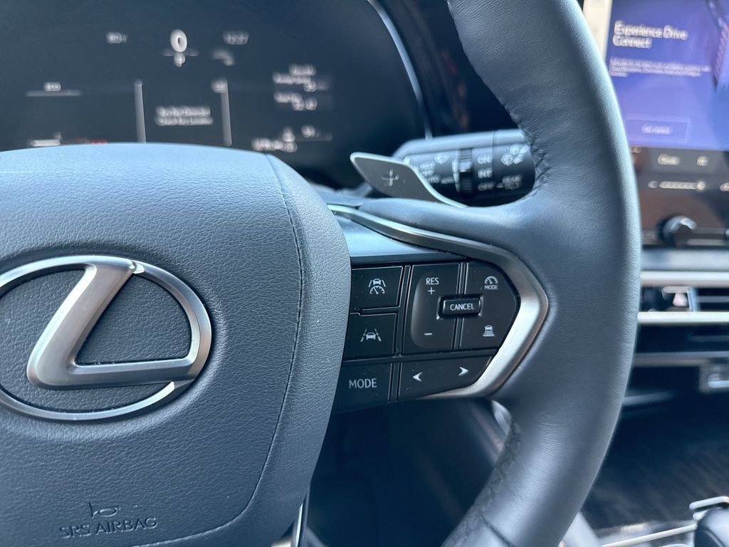 Certified 2025 Lexus RX 350 FWD w/ Technology Package image 27