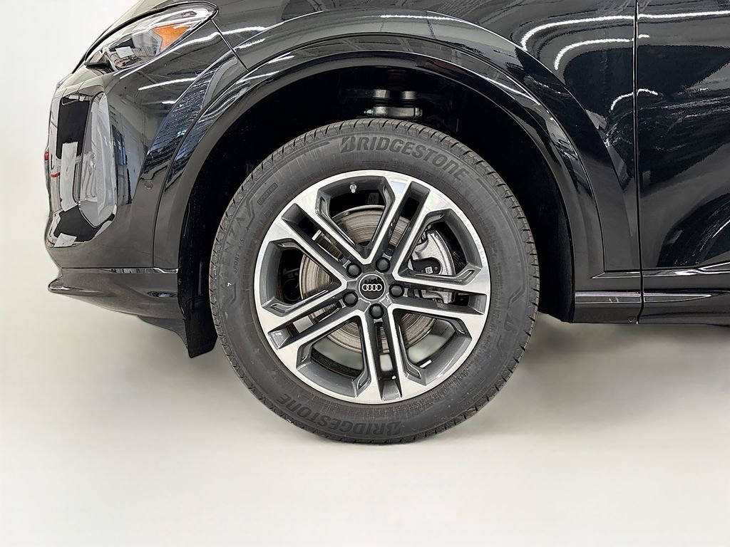 New 2025 Audi Q5 Premium image 23