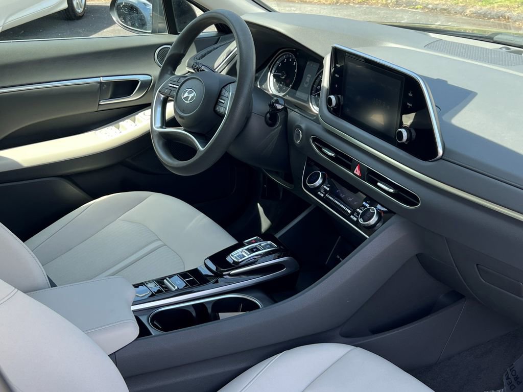 Used 2022 Hyundai Sonata SEL w/ Cargo Package FWD image 10