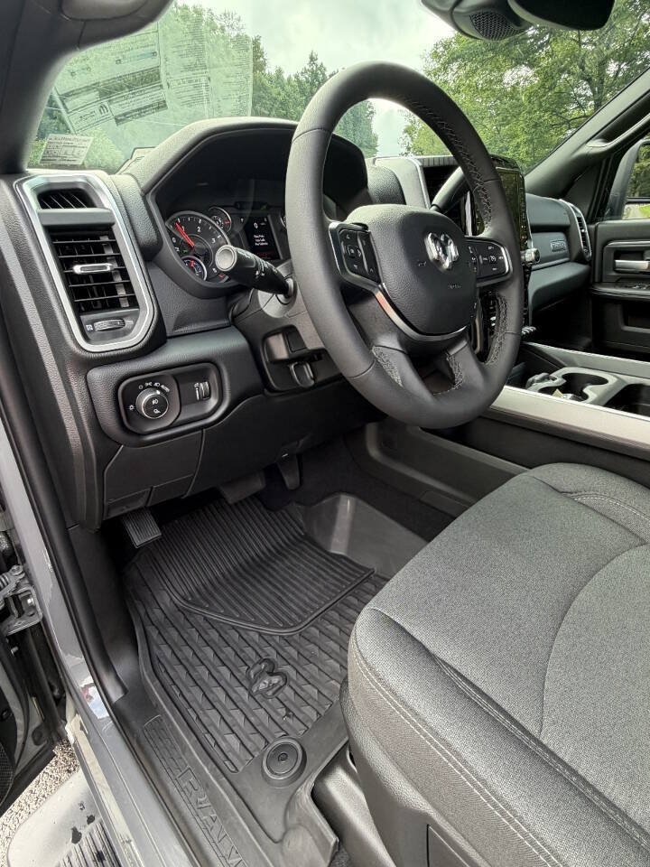 Used 2026 RAM 3500 Big Horn AWD/4WD image 18