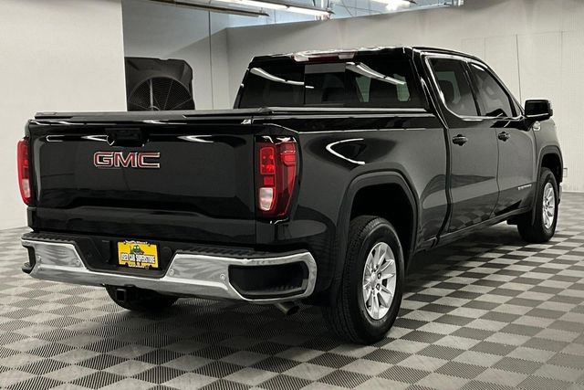 Used 2025 GMC Sierra 1500 SLE w/ Preferred Package AWD/4WD image 12