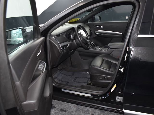 Used 2023 Cadillac XT4 Premium Luxury image 12