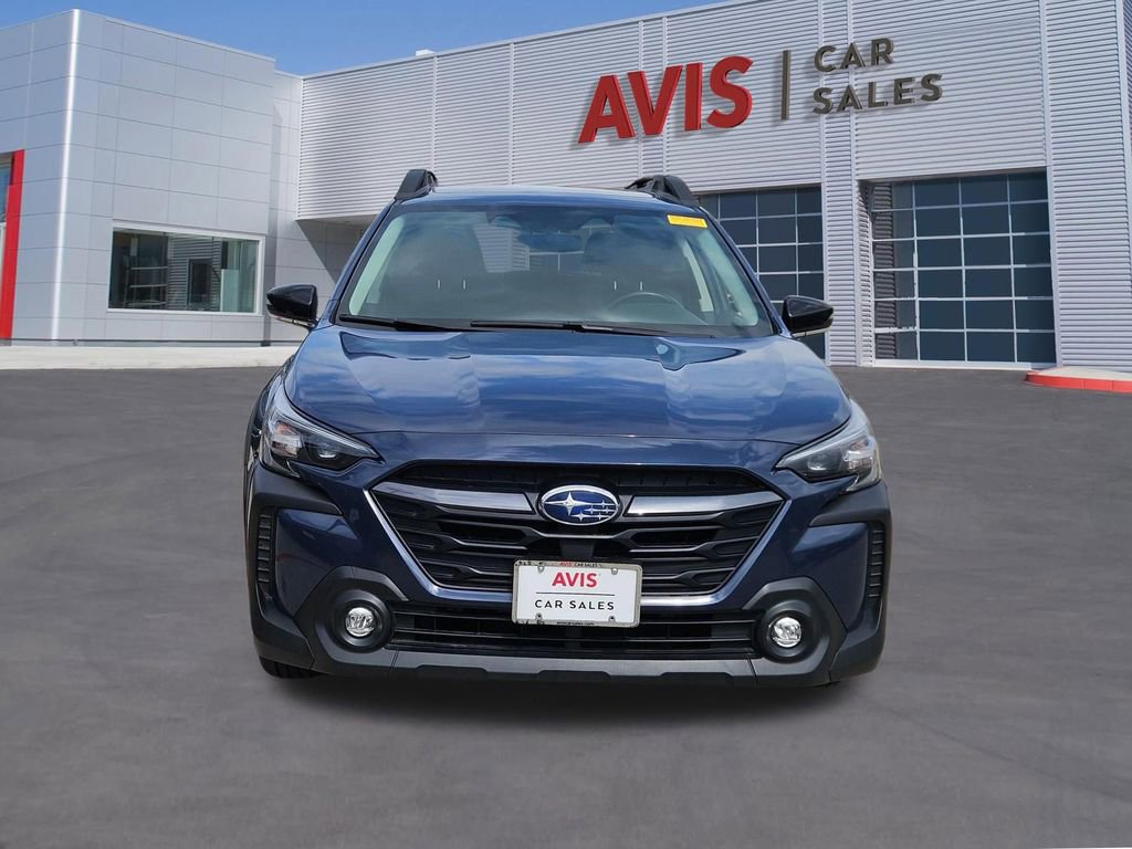 Used 2025 Subaru Outback Premium image 10