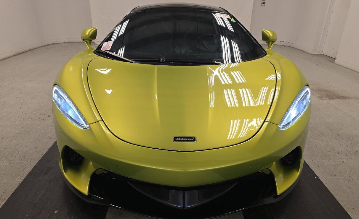 Used 2023 McLaren GT image 2