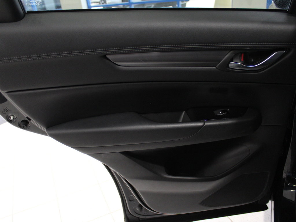 Used 2024 MAZDA CX-5 AWD 2.5 S w/ Preferred Package image 18