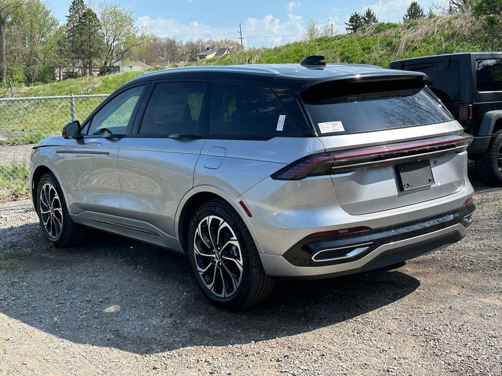 New 2026 Lincoln Nautilus Reserve AWD/4WD image 32