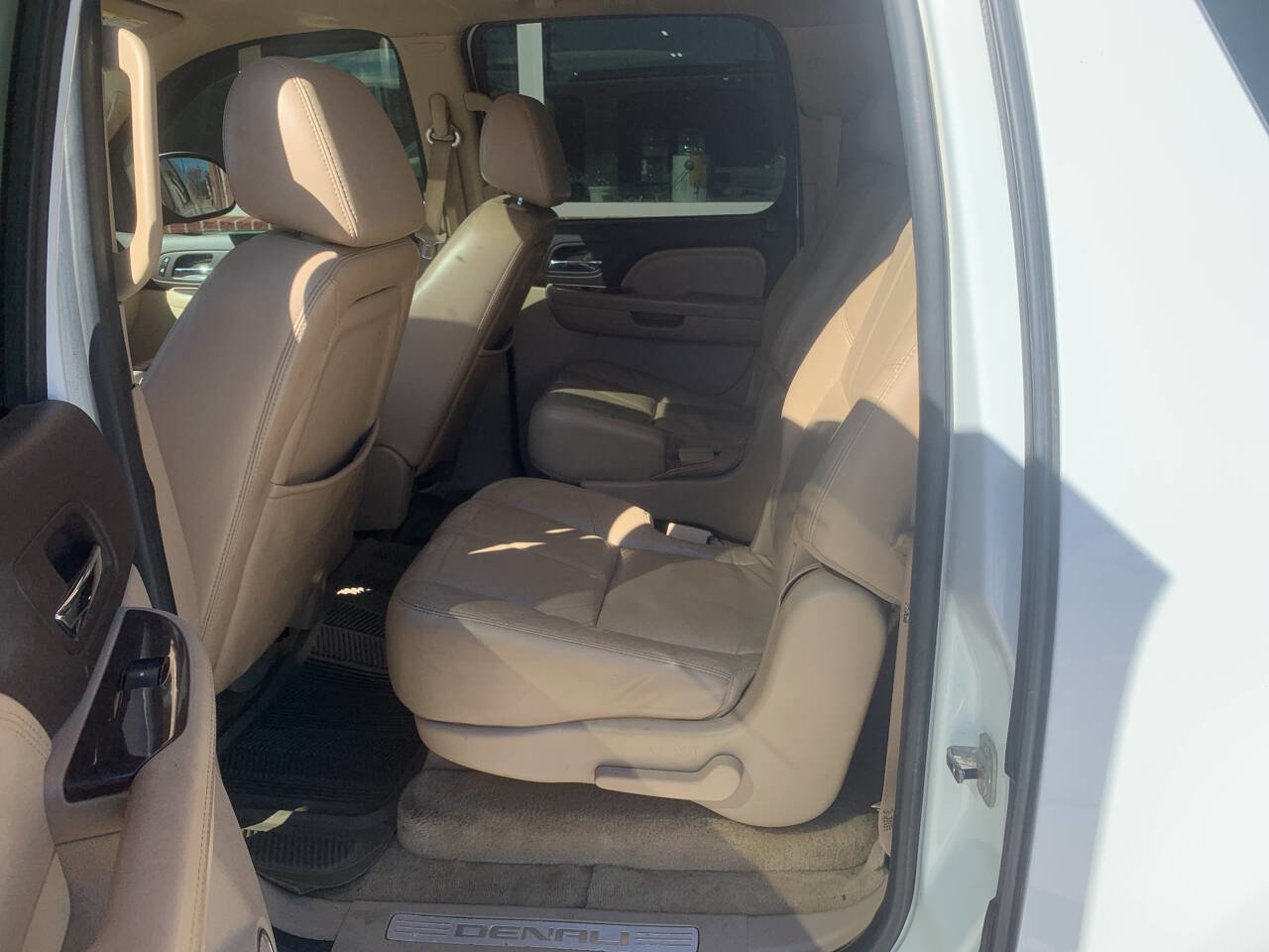 Used 2007 GMC Yukon XL Denali image 13