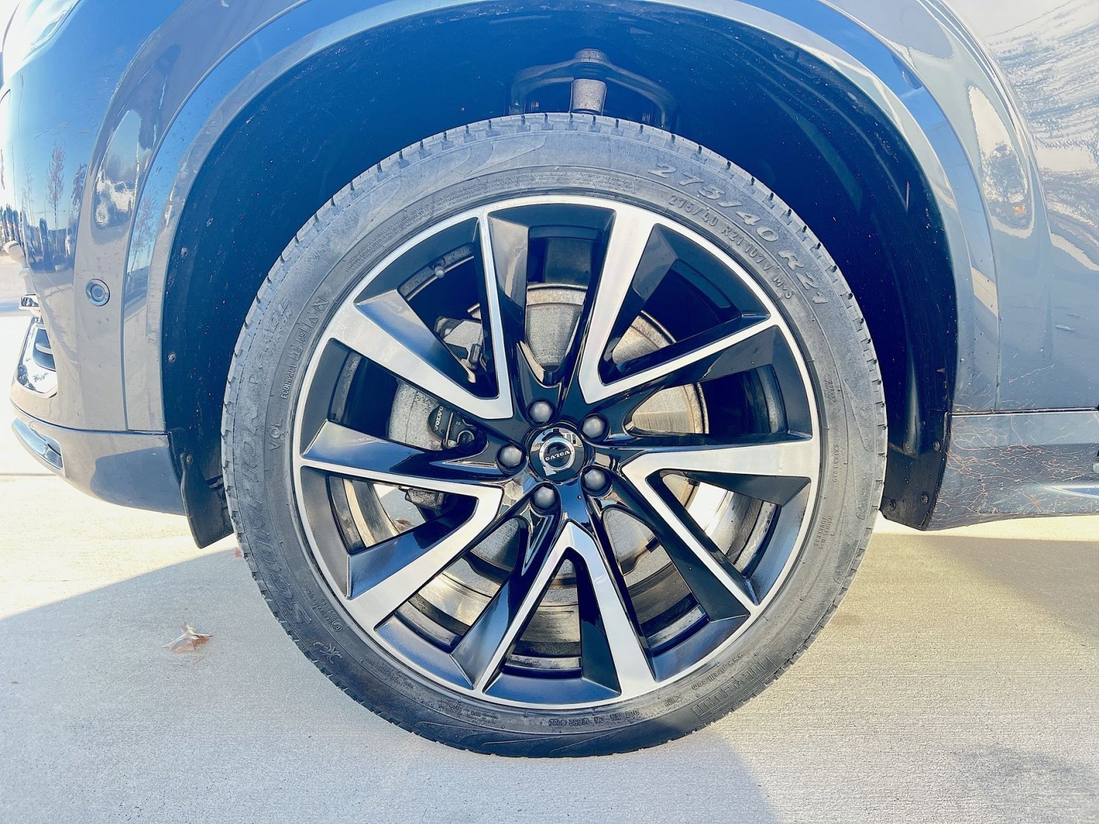 Certified 2023 Volvo XC90 B6 Plus w/ Protection Package image 12