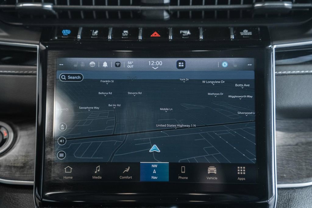 Certified 2023 Jeep Grand Cherokee 4WD 4xe w/ Luxury Tech Group II image 28