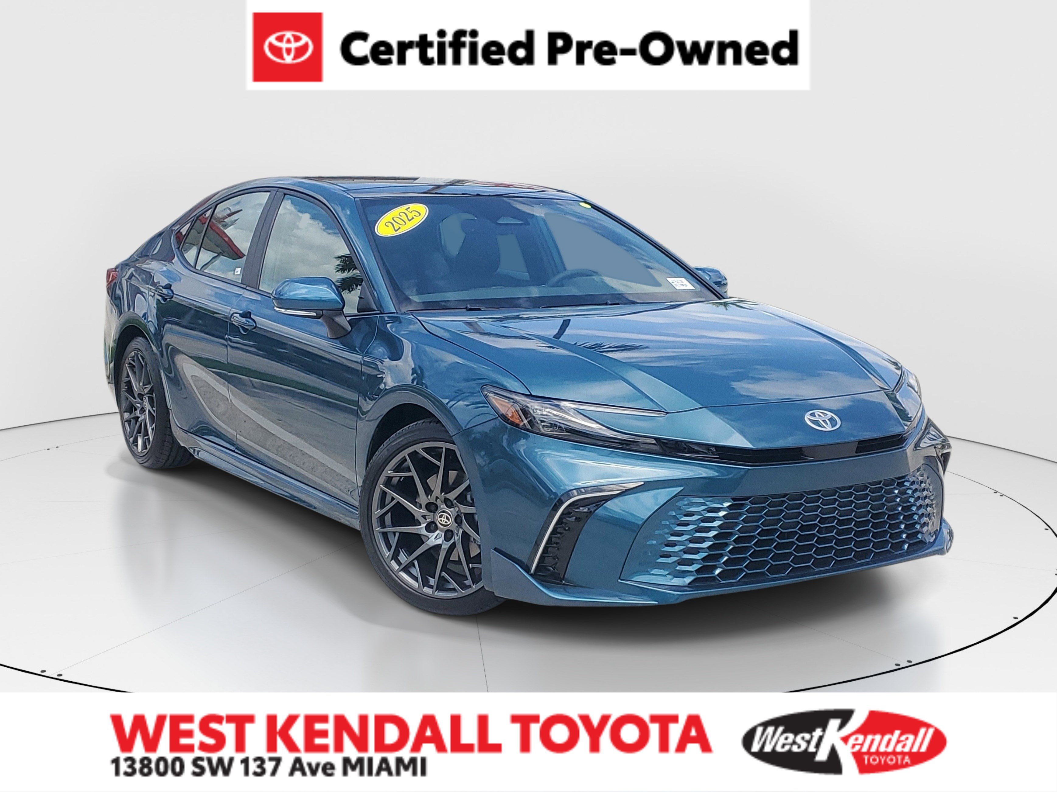 Certified 2025 Toyota Camry XSE FWD image 1