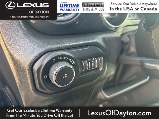 Used 2021 Jeep Wrangler Unlimited Sahara image 13