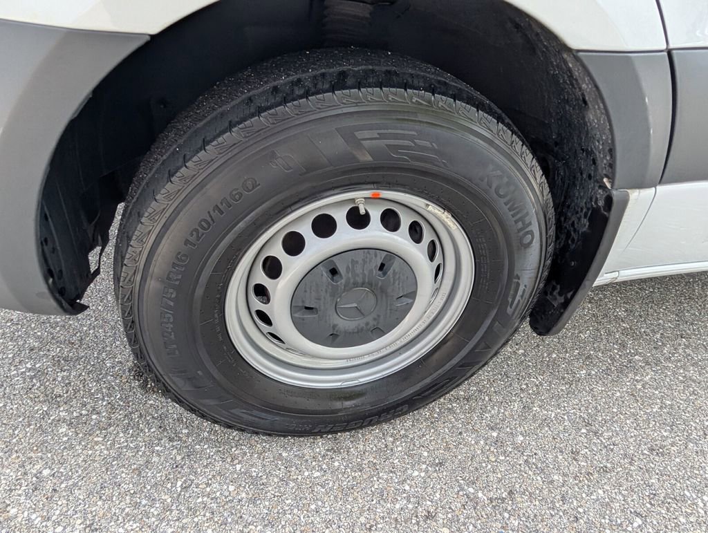 Used 2025 Mercedes-Benz Sprinter 2500 image 17