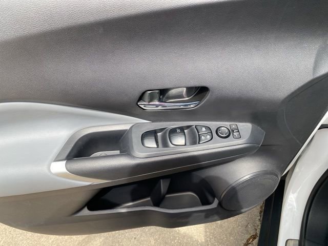 Certified 2023 Nissan Kicks SR w/ SR Premium Package FWD image 14
