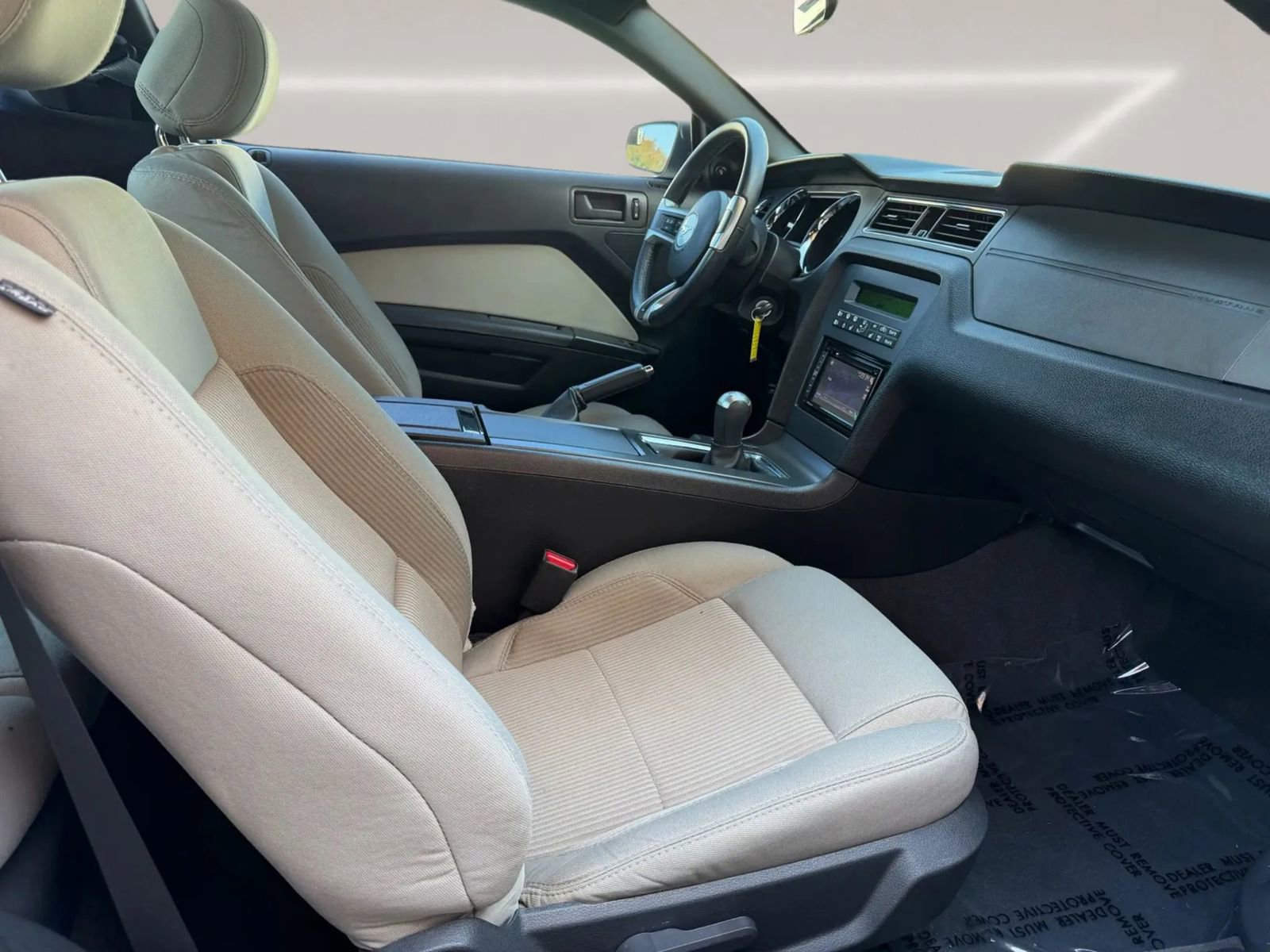 Used 2013 Ford Mustang GT RWD image 13