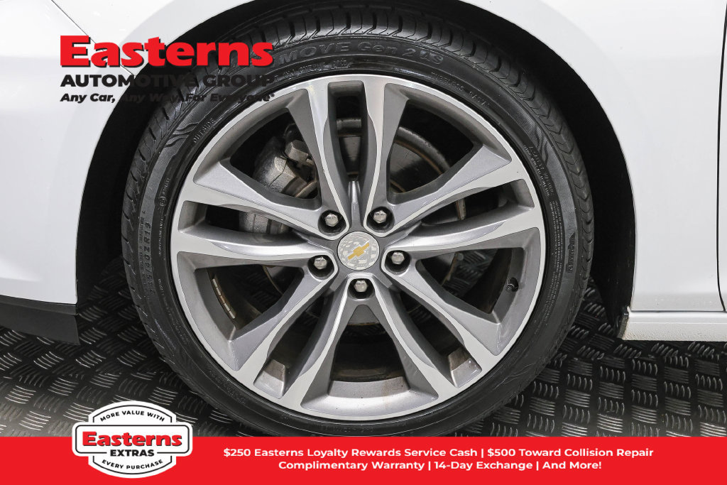 Used 2024 Chevrolet Malibu LT FWD image 35