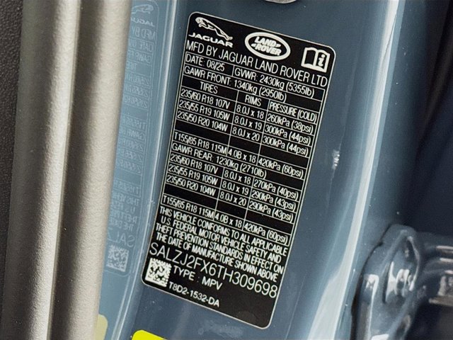 Used 2026 Land Rover Range Rover Evoque S image 34