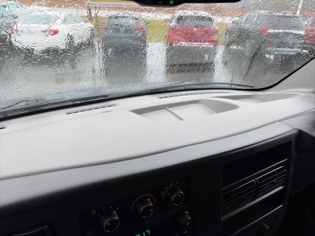 Used 2014 Chevrolet Express 3500 LS image 17