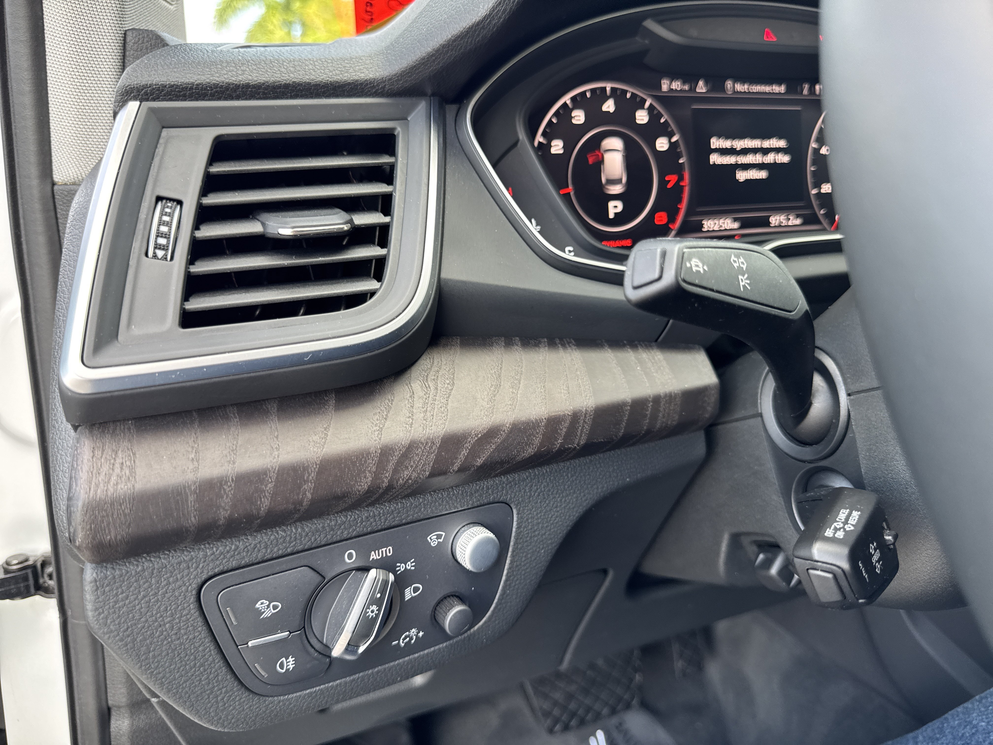 Used 2020 Audi Q5 Prestige w/ Prestige Package AWD/4WD image 32