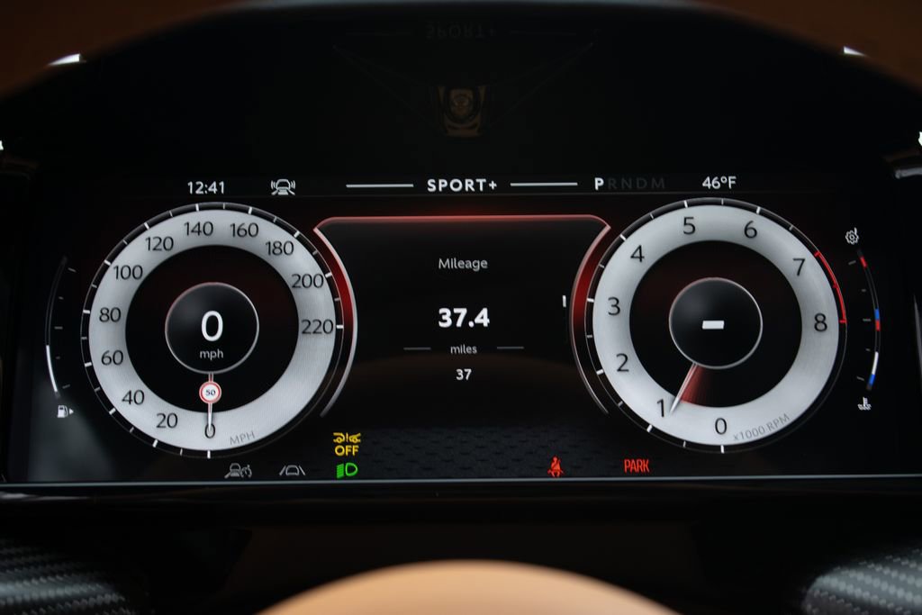 New 2025 Aston Martin Vanquish RWD image 10