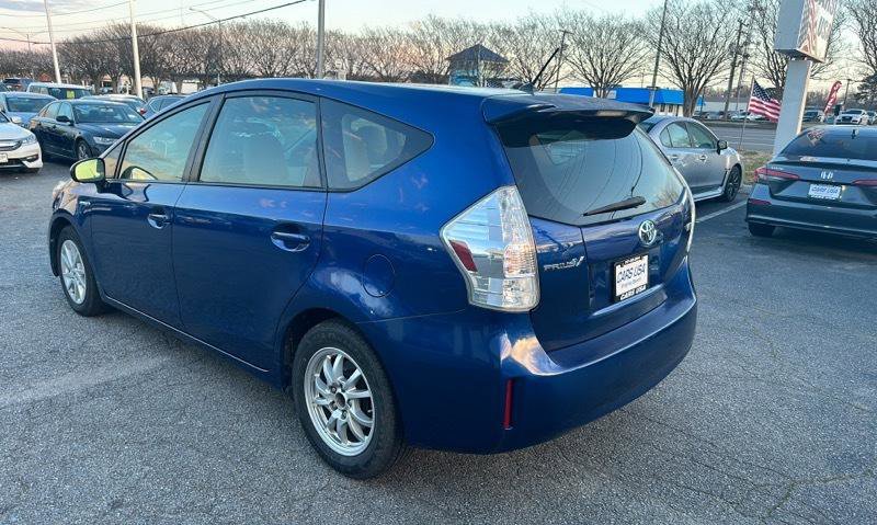 Used 2012 Toyota Prius V Two FWD image 8