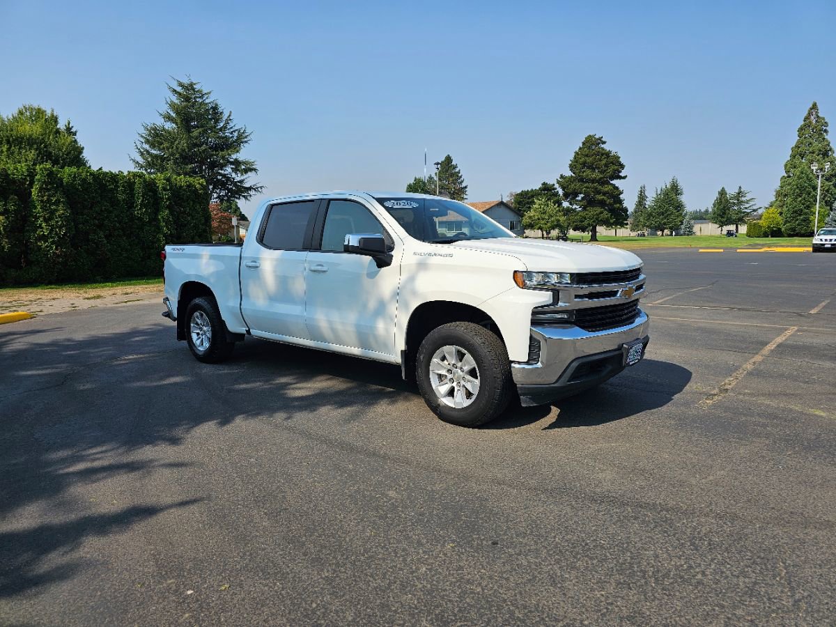 Used 2020 Chevrolet Silverado 1500 LT w/ Remote Start Package image 5