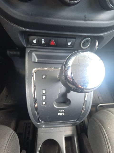 Used 2015 Jeep Patriot Latitude AWD/4WD image 20