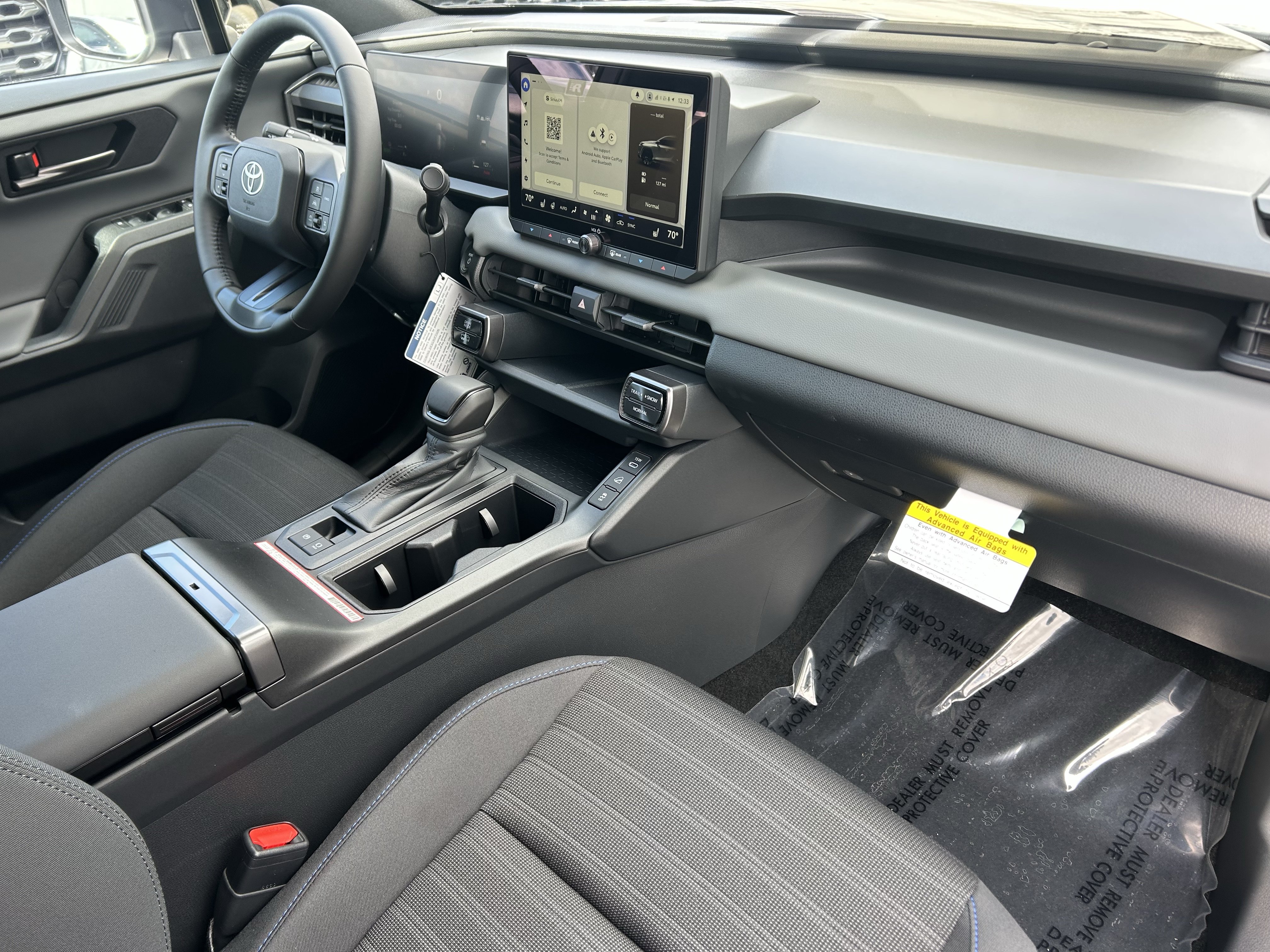 New 2026 Toyota RAV4 SE w/ Weather Package AWD/4WD image 9