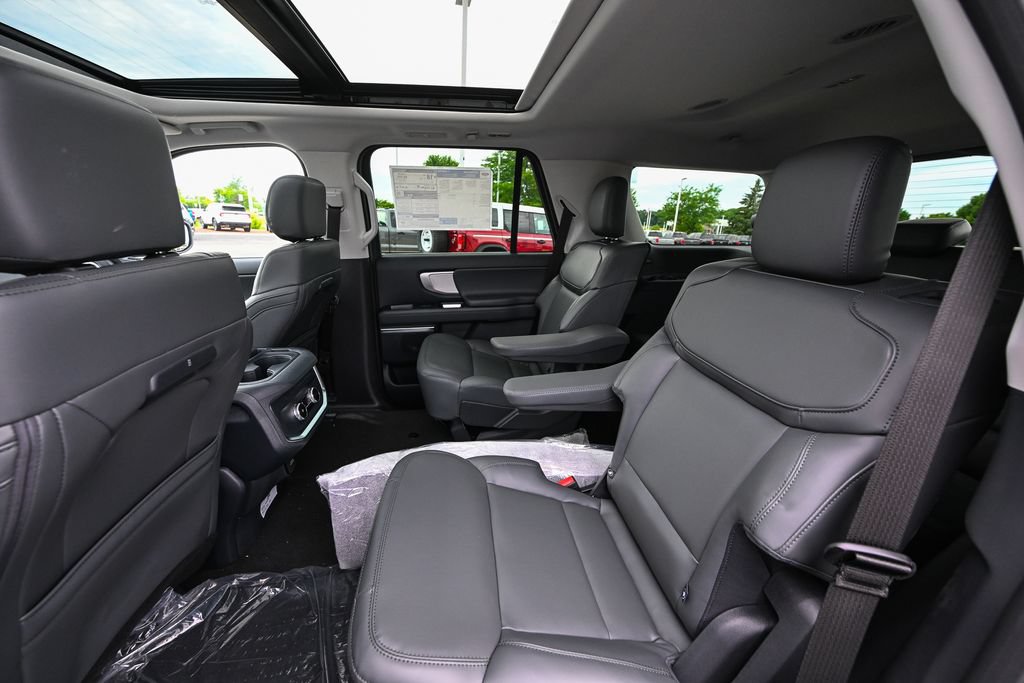 New 2026 Ford Expedition Active AWD/4WD image 20