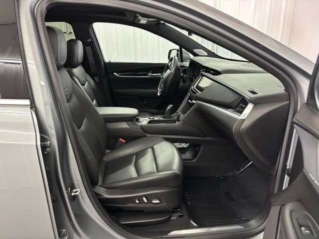 Used 2023 Cadillac XT5 Premium Luxury AWD/4WD image 28
