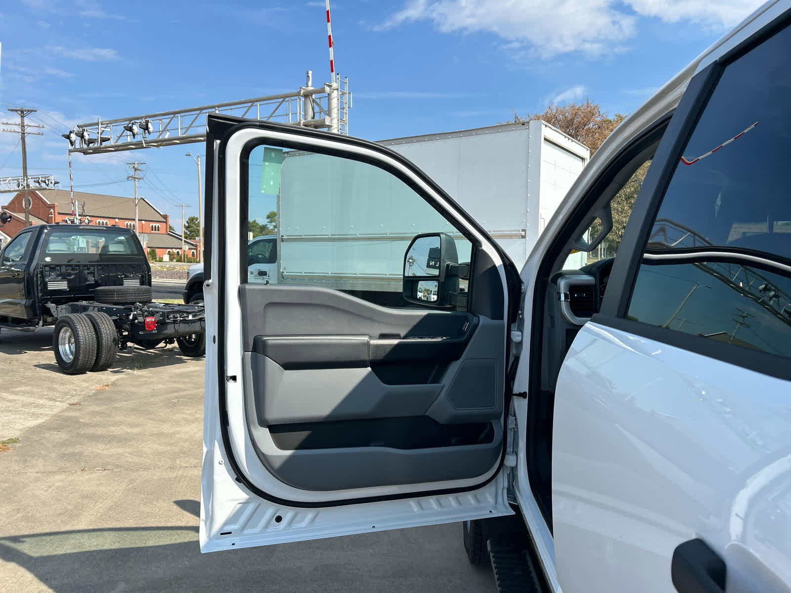 New 2026 Ford F550 XL image 14