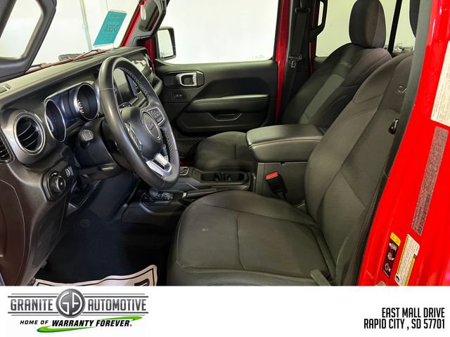 Used 2023 Jeep Wrangler Unlimited Sahara AWD/4WD image 9