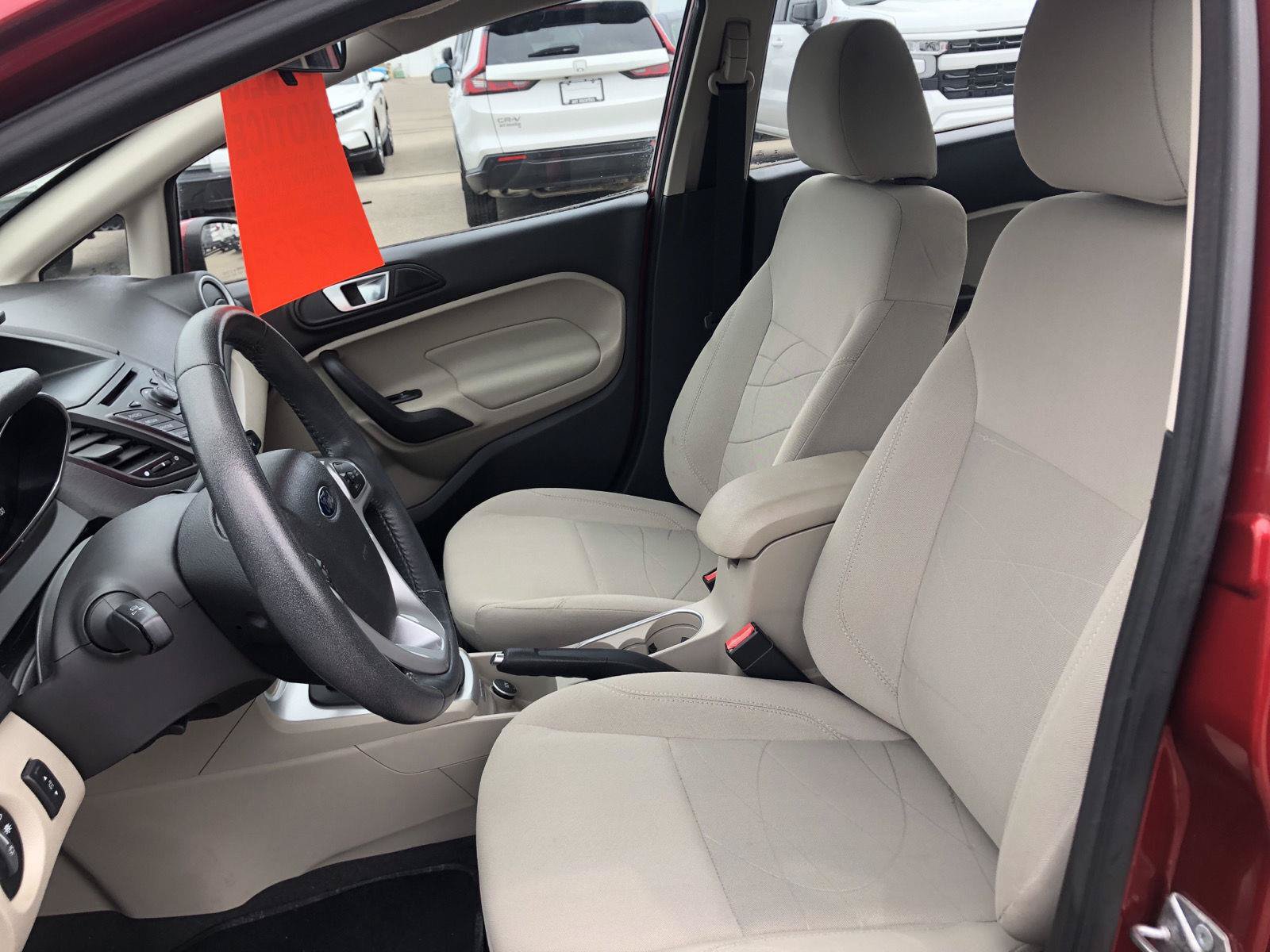 Used 2015 Ford Fiesta SE FWD image 18