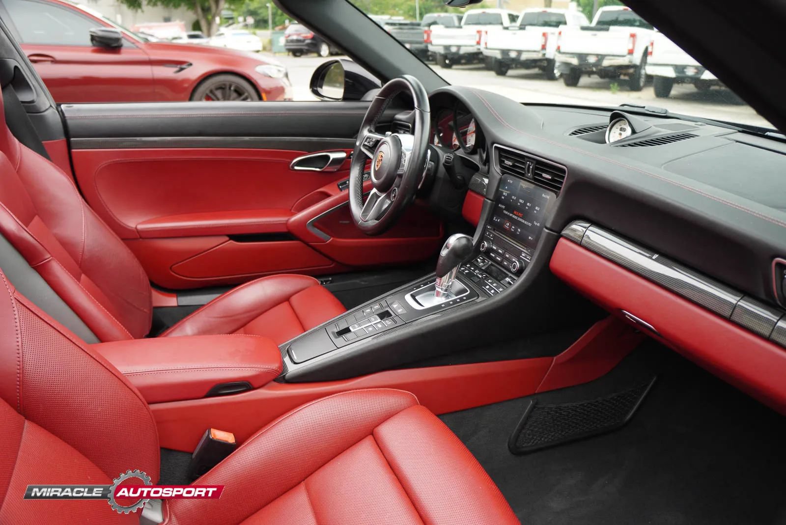 Used 2018 Porsche 911 Targa 4S AWD/4WD image 30